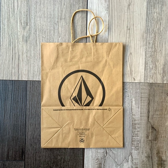 VOLCOM Paper Shopping Gift Bag 10x13x5 - Picture 2 of 9